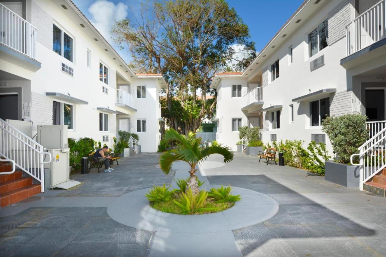Miami Beach Apartment With Private Patio Free Parking Family Friendly No Pet Fee Exterior photo